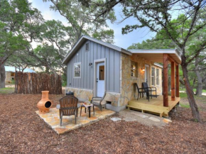 Cabins at Flite Acres- Morning Dove, Wimberley